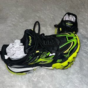 Track 2 black/green 40